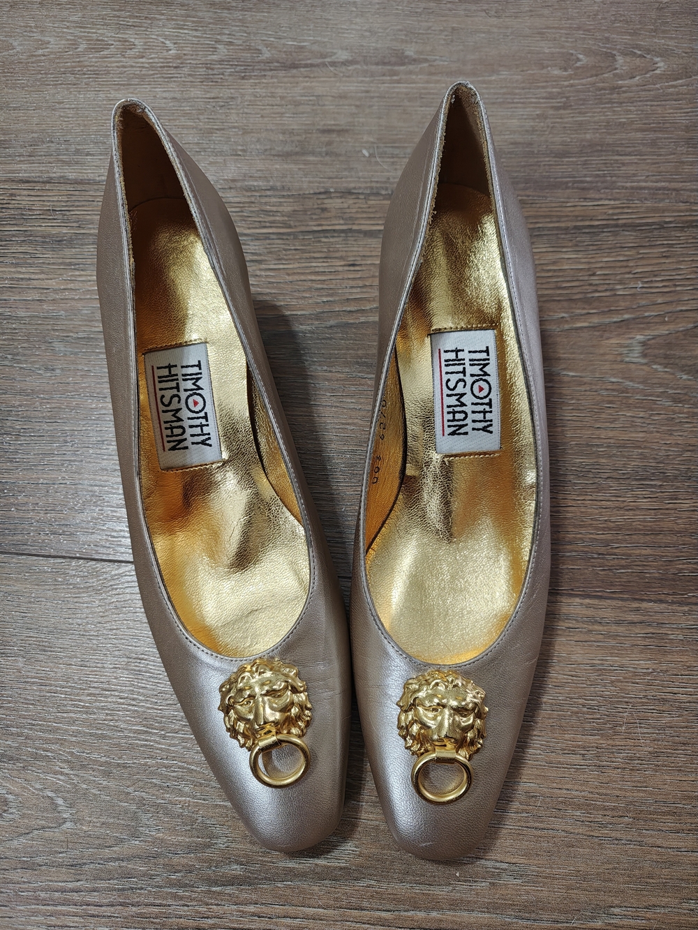 Timothy Hitsman Lion Head Heel Pumps 6 N